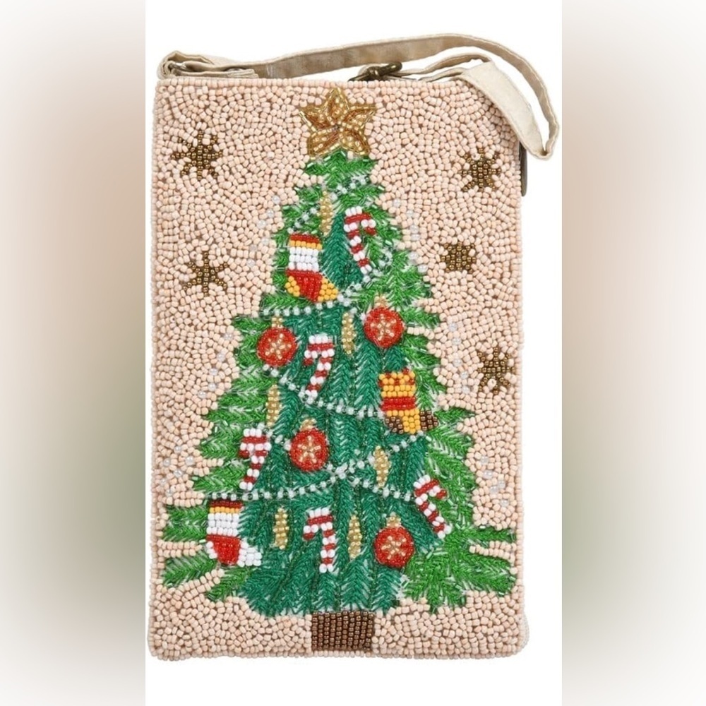 NWT Women’s Bamboo Trading Beaded Cream Christmas Tree Crossbody Club Bag